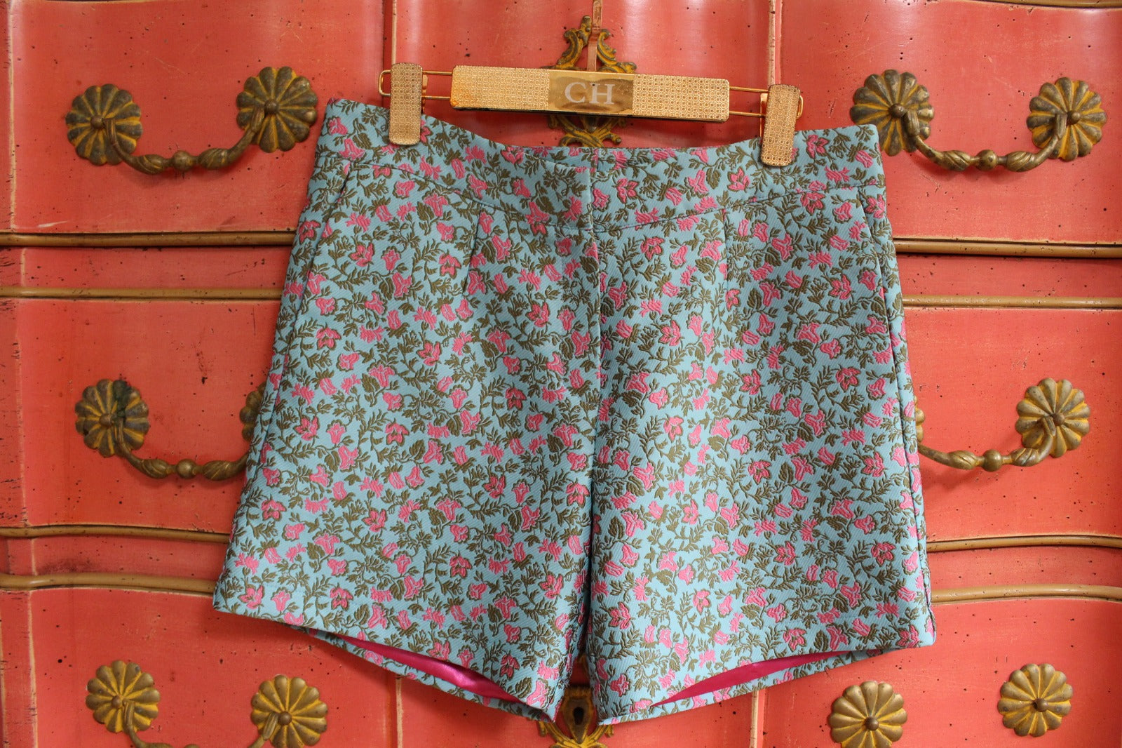 Blue flower shorts store